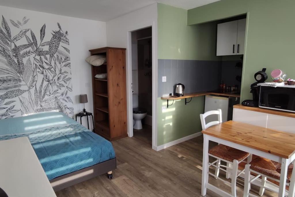 Joli Studio Pres De La Mer Avec Exterieur La Rochelle  Exterior photo